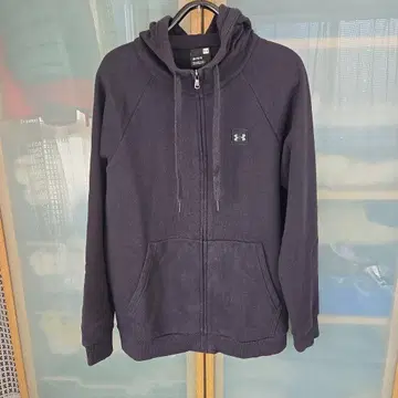 언더아머 UNDER ARMOR 후드티 블랙 L 사이즈