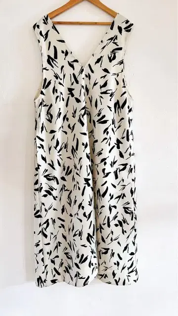 새상품급 슬리브리스 원피스 FREE Size