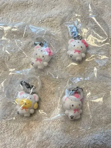 메지루시 액세서리 산리오 후와후와 스노우 키티 폼폼푸딩