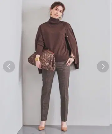 [새상품] INCOTEX 얇은 소재 체크 울 팬츠 M