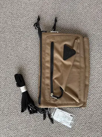 베이지 나일론 사코슈