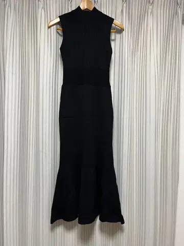 rienda 리엔다 머메이드 니트 원피스 블랙