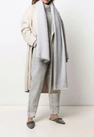 BRUNELLO CUCINELLI 스팽글 스톨 새상품급