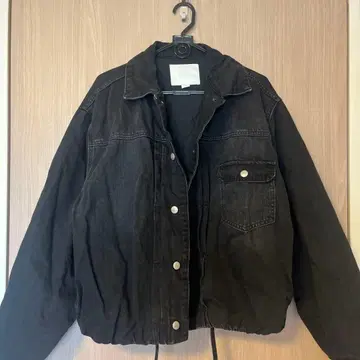 [ 컨디션 최상 ] zara 블랙 충전솜 데님 자켓