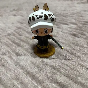 ONEPIECE 러브브 콜라보 트라팔가 로 피규어