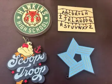 새상품급 기묘한 이야기 코스터