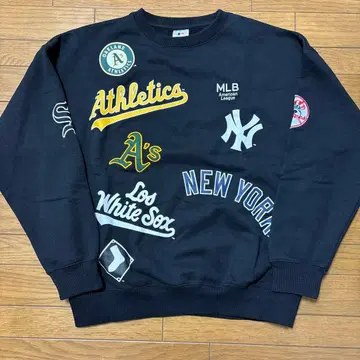 MLB 팀 로고 맨투맨 M