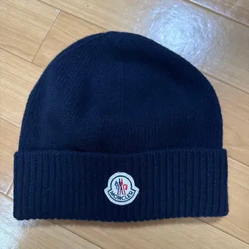 MONCLER 네이비 니트 모자