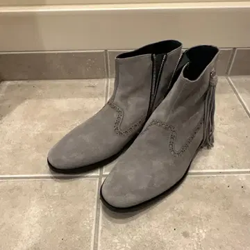 NEPCO FOOTWEAR MEDALLION BOOT