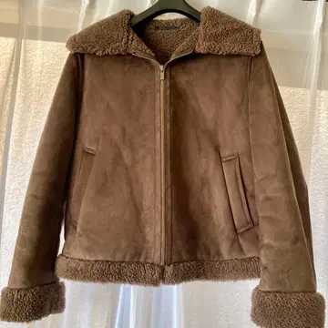 [ 새상품급 ] 유니클로 무스탕 보아 자켓 S 브라운 완판