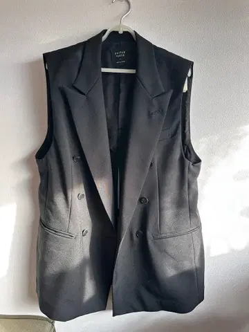 UNITED TOKYO 더블 브레스트 베스트