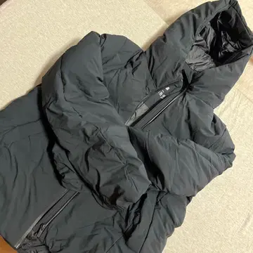 새상품 UNIQLO 블랙 다운 자켓 S