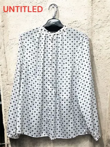 [새상품급] 언타이틀 화이트 블라우스 출퇴근용 깔끔한