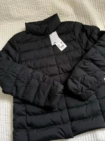 유니클로 울트라 라이트 다운 자켓 여성용 새상품 M