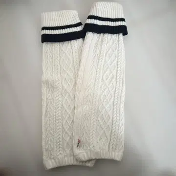 화이트 케이블 짜임 골프 삭스