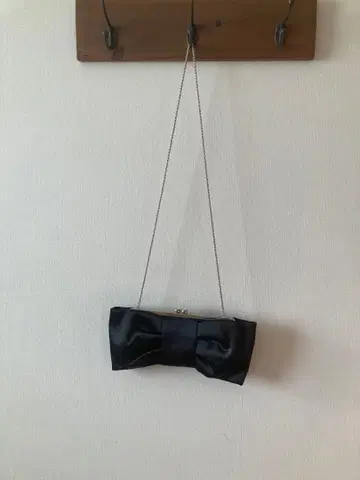 Ray beams 새틴 리본 파티 백