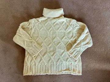 mamu 아이보리 케이블 니트 스웨터