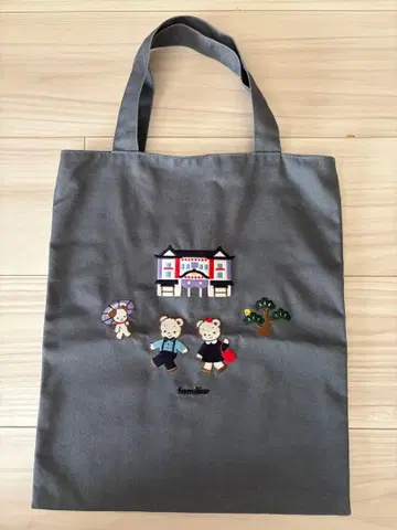 familiar 파밀리아 가부키좌 콜라보 자수 토트백 그레이