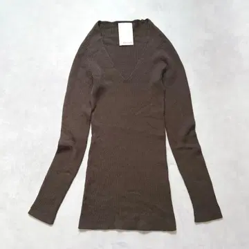 Whim Gazette 브라운 V넥 스웨터 리브 니트