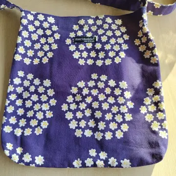 marimekko 꽃무늬 숄더백 보라색