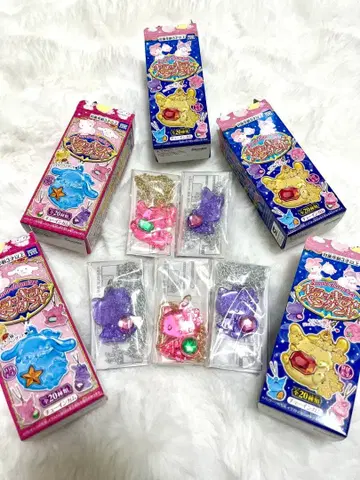 산리오 반짝이 펜던트 키티 폼폼푸딩 마이멜로디 5개 세트