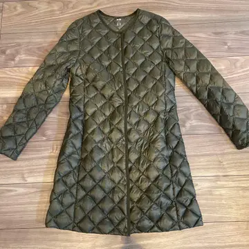 유니클로 울트라 라이트 다운 코트 컴팩트 M