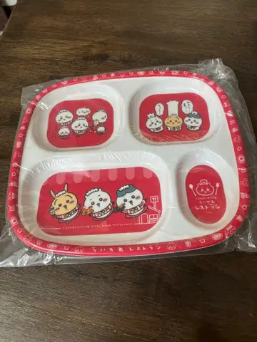 치이카와 (먼작귀) 레스토랑 플레이트