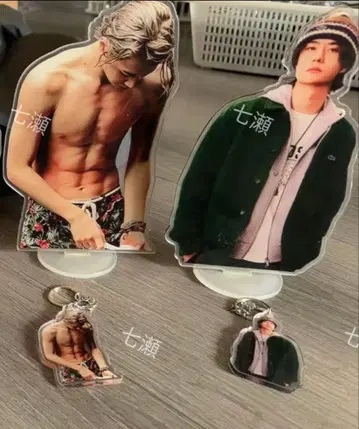 왕이보  85 라코스테 20cm 아크릴 스탠드와 키링 3세트