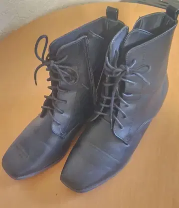 레이스업 부츠