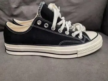 미사용 새상품 27cm 블랙 CT70 로우컷 ox