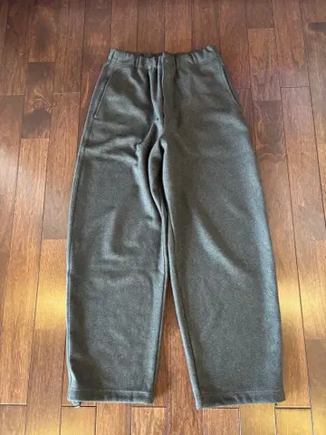 유니클로U 브러쉬드 맨투맨 와이드 팬츠 브라운 S 사이즈