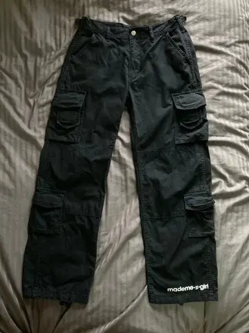 mademe x girl 카고 팬츠 블랙