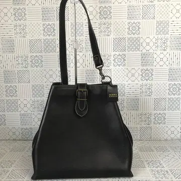 NORMAKAMALI 숄더백