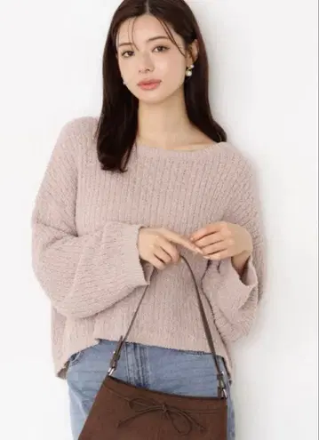 새상품급 proportion 필름 몰 단장 니트 베이지