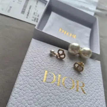 귀걸이 펄 CD 로고 반짝반짝 골드