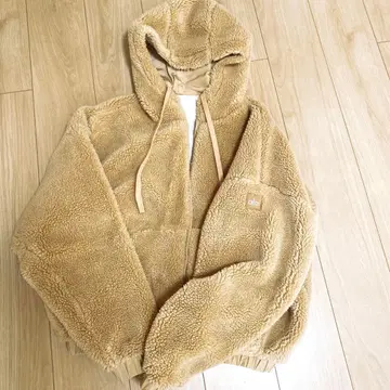 alo yoga 베이지 리버서블 플리스 자켓 XS
