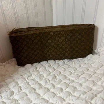 꽃 무늬의 브라운과 골드 컬러 남성용 오비