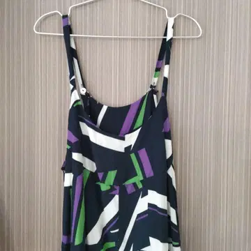 안티카 기하학 패턴 슬리브리스 원피스