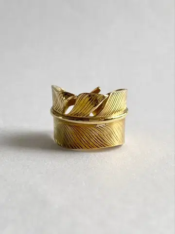 [ 하나뿐인 ] 놋쇠 페더 반지 놋쇠 반지 brass ring 핸드메이드