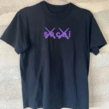 sacai 블랙 T셔츠 사이즈 1