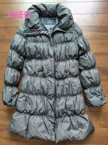 INED 다운 코트
