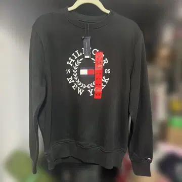 TOMMY HILFIGER 블랙 맨투맨 M