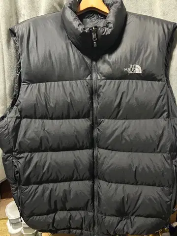 THE NORTH FACE 블랙 다운 베스트 700