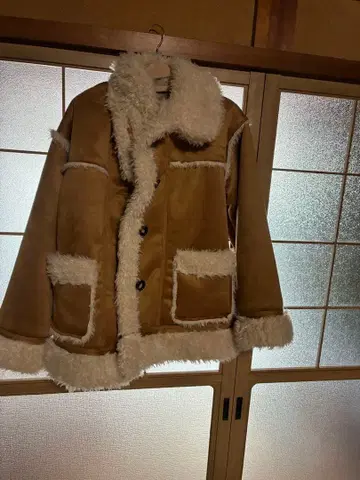 Chico 무스탕 코트 브라운