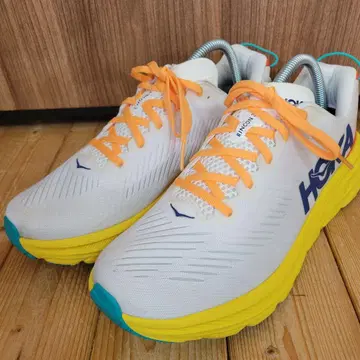 호카 HOKA 호카오네오네 린콘 3 린콘3 스니커즈