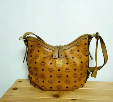 MCM 비세토스 얌백 호보 크로스백