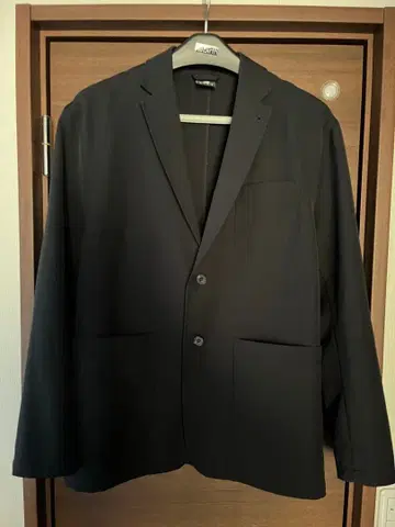 뉴발란스 Newbalance THE CITY 블랙 테일러드 자켓