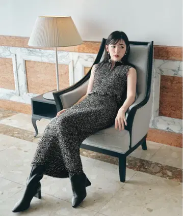 SNIDEL 슬리브리스 니트 원피스 블랙 화이트 트위드