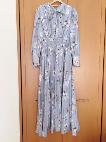 Noela 플라워 프린트 긴팔 드레스