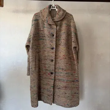 군언당 토미 코트